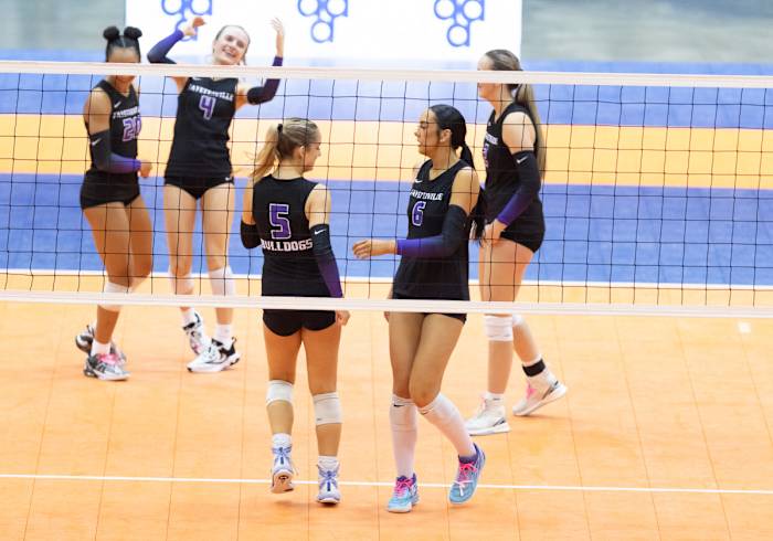 Fayetteville-Conway Volleyball Final__00049